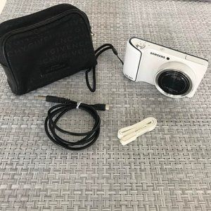 Samsung Galaxy Digital Camera w/ Android Jelly Bean v4.1.2 OS w/ Touch Screen